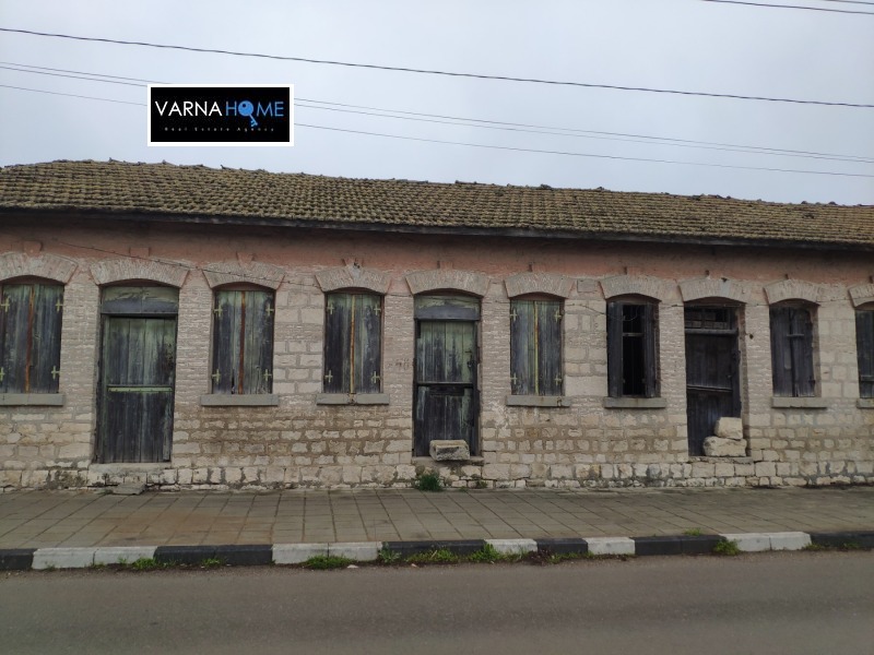 Продава ПРОМ. ПОМЕЩЕНИЕ в област Варна, гр. Вълчи дол - 190 кв.м / 18 000 € » 35 204.94 лв., ВАРНА ХОУМ