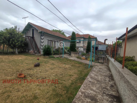 Продажба на имоти в с. Ресен, област Велико Търново — страница 2 - изображение 17 