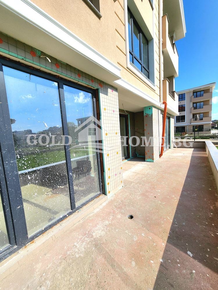 De vânzare  2 dormitoare Plovdiv , Ostromila , 126 mp | 74081384 - imagine [10]