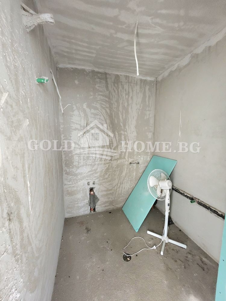 De vânzare  2 dormitoare Plovdiv , Ostromila , 126 mp | 74081384 - imagine [8]