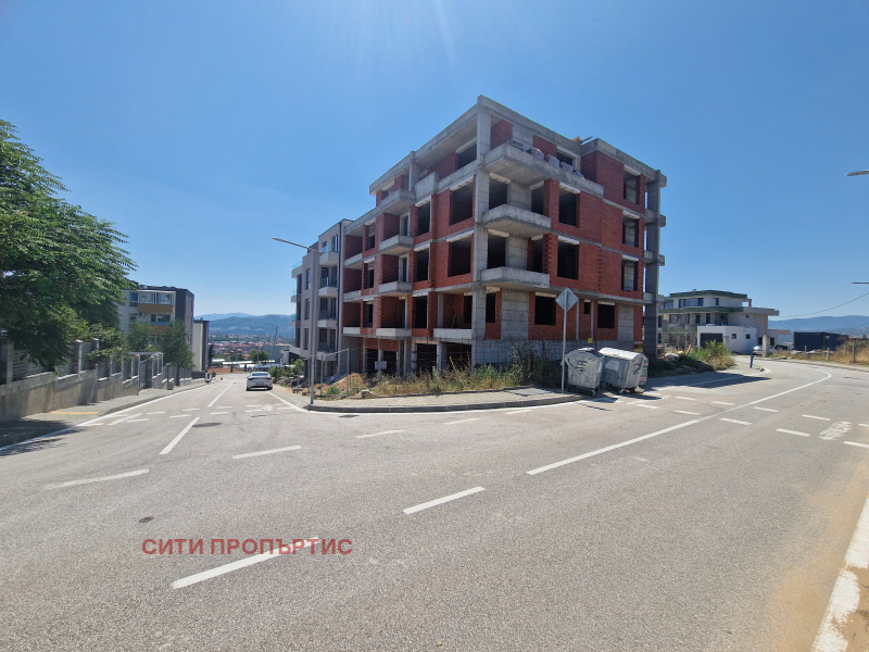 Продается  2 спальни Благоевград , Освобождение , 106 кв.м | 28278772 - изображение [2]