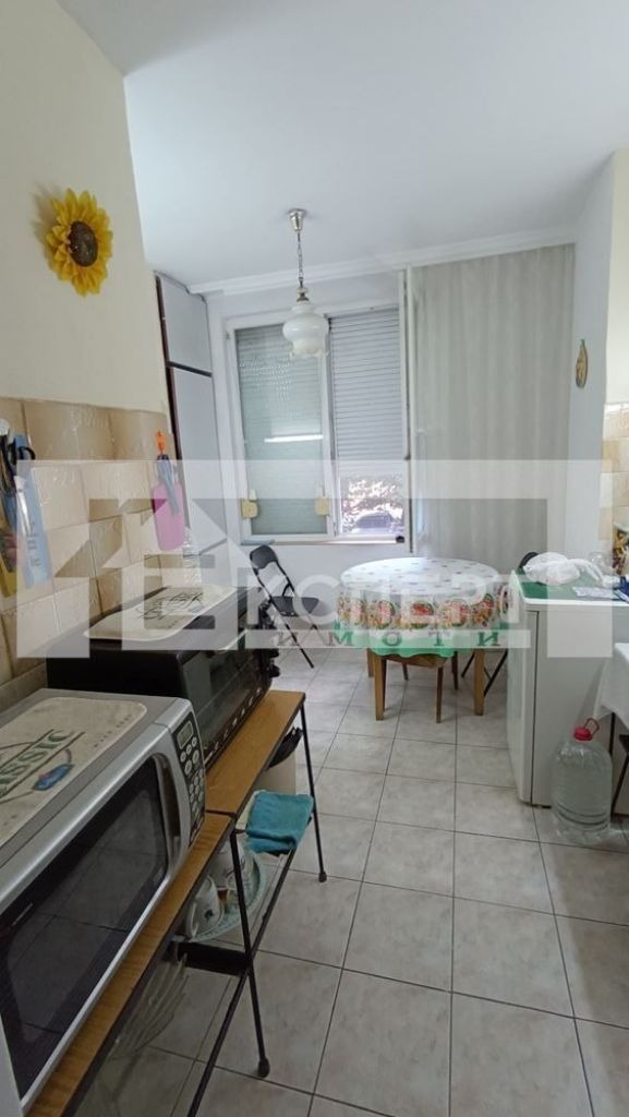 De vânzare  2 dormitoare Plovdiv , Ciuciuc Parij , 98 mp | 94709901 - imagine [4]