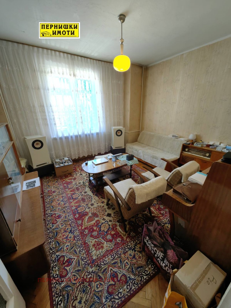 De vânzare  1 dormitor Pernic , Țentâr , 68 mp | 70804356 - imagine [6]