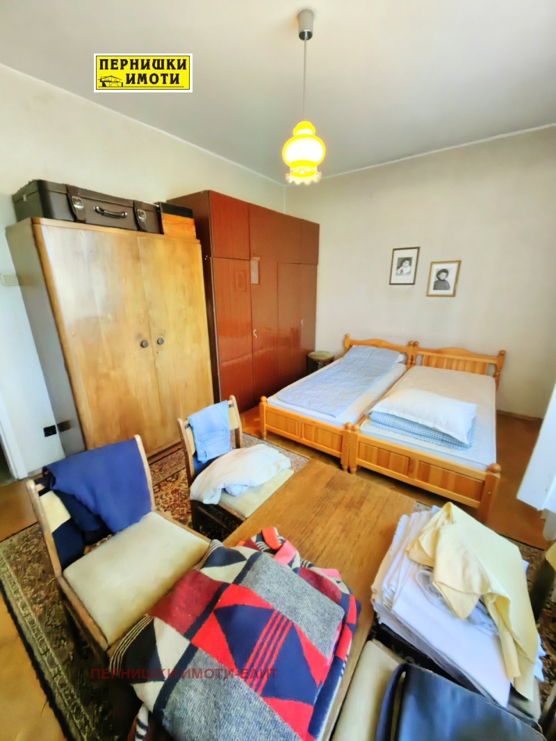 Продава 2-СТАЕН, град Перник, Център • 85000 € • 46294683 — Holmes.bg