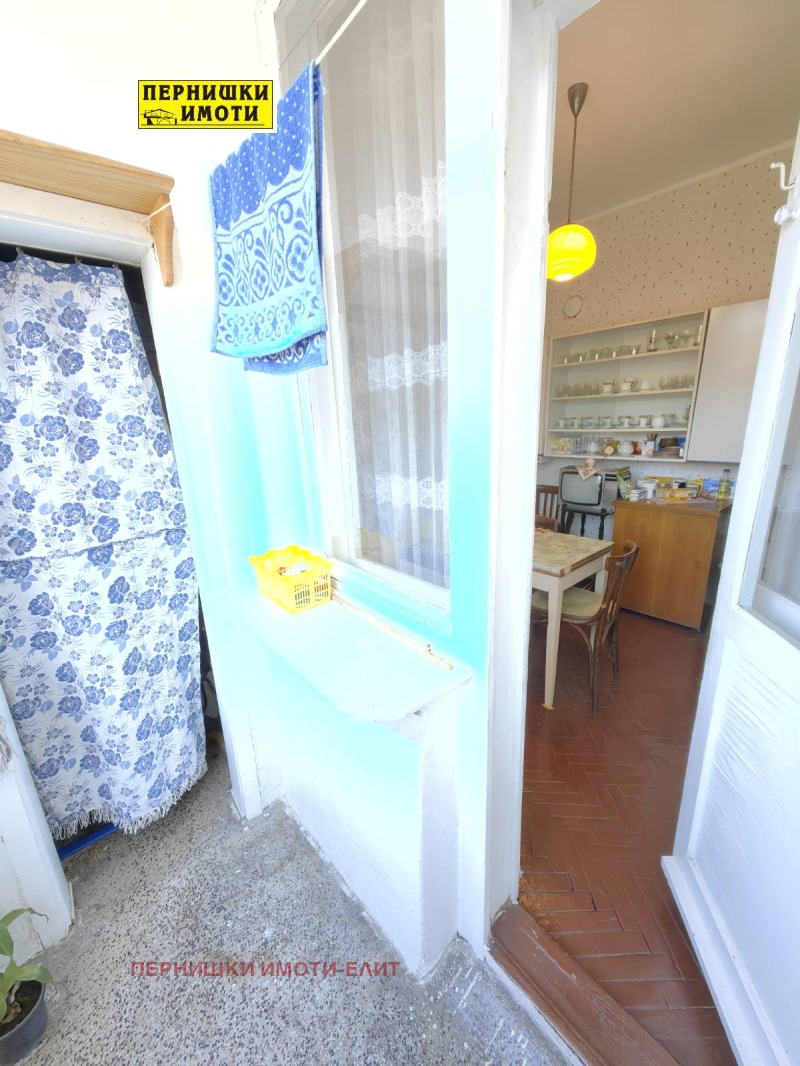 De vânzare  1 dormitor Pernic , Țentâr , 68 mp | 70804356 - imagine [9]