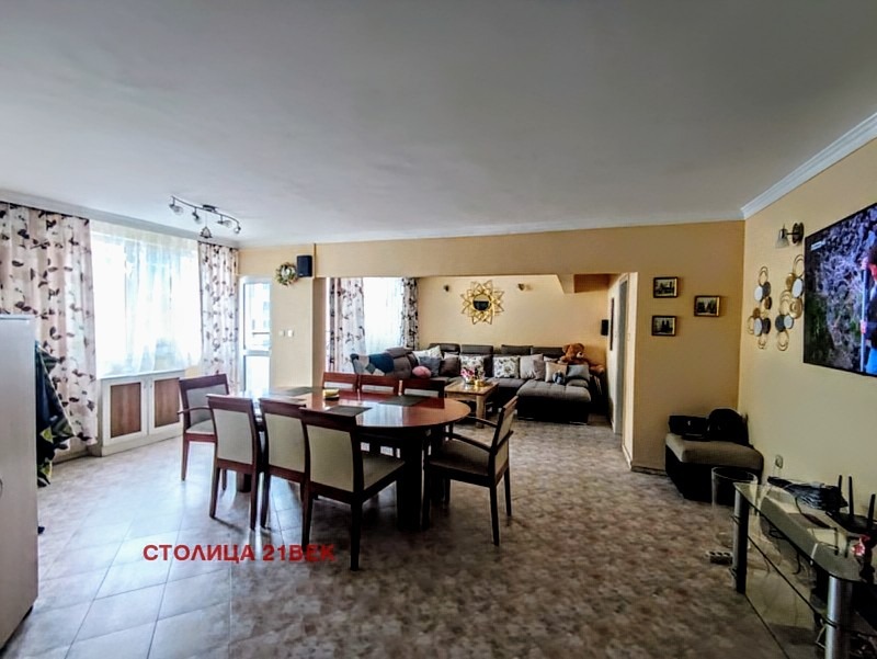 Продава  4-стаен, град София, Хиподрума •  409 899 € • ID 31258572 — holmes.bg - [1] 