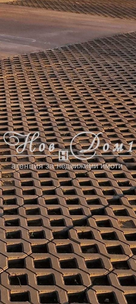 Продава ГАРАЖ, ПАРКОМЯСТО, гр. Варна, Възраждане 3