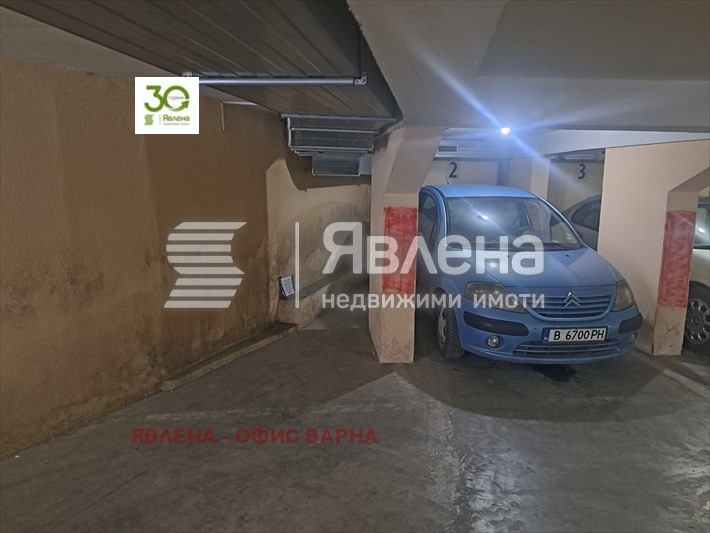 Продава ГАРАЖ, ПАРКОМЯСТО, гр. Варна, Център, снимка 3 - Гаражи и паркоместа - 55306162