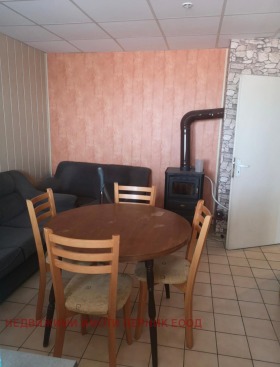 1 chambre Radomir, région Pernik 4