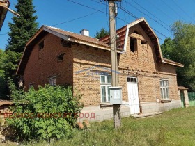 Продажба на имоти в с. Хайредин, област Враца - изображение 4 