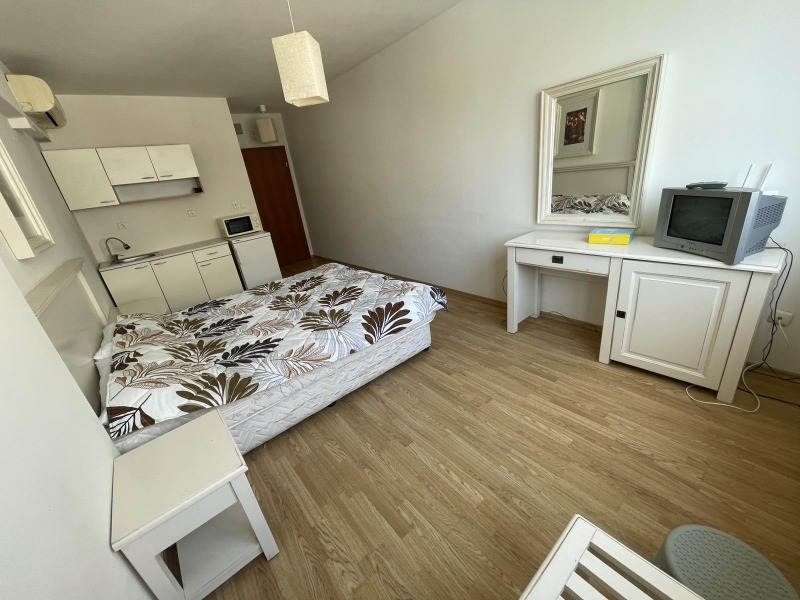 Myytävänä  Studio Burgasin alue , k.k. Slantšev brjag , 30 neliömetriä | 44113091 - kuva [3]