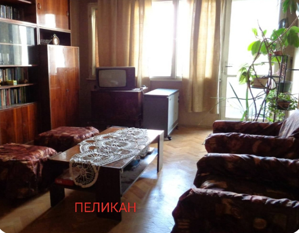 Продава 4-СТАЕН, гр. Велико Търново, Център, снимка 2 - Апартаменти - 51558336