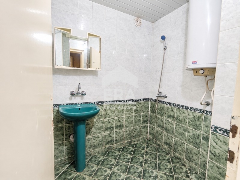 Продава 3-СТАЕН, гр. Хасково, Дружба 1, снимка 9 - Апартаменти - 56205040