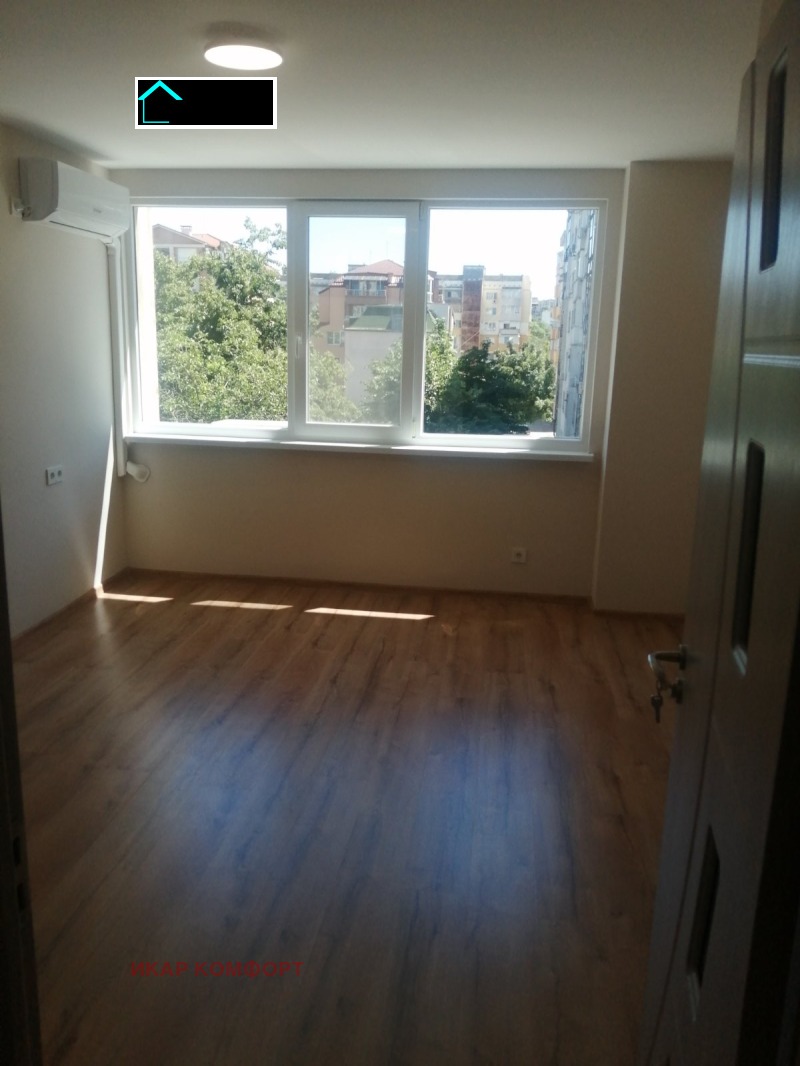 Продава  4-стаен град Русе , Централен южен район , 87 кв.м | 37150251 - изображение [12]