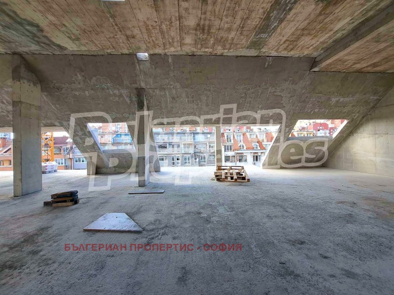 Na sprzedaż  3 sypialnie Sofia , Zona B-5 , 176 mkw | 82801528 - obraz [7]