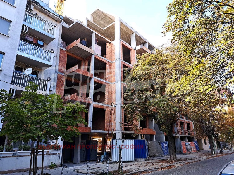 Na sprzedaż  3 sypialnie Sofia , Zona B-5 , 176 mkw | 82801528 - obraz [9]