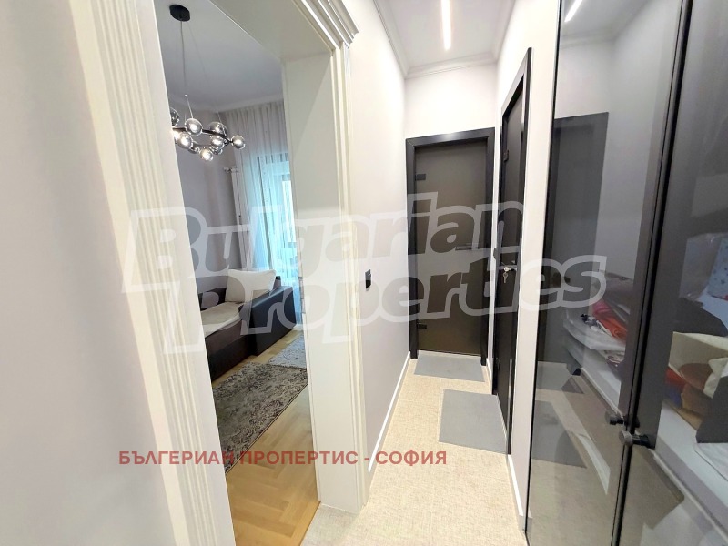 Продава 4-СТАЕН, гр. София, Център, снимка 13 - Апартаменти - 53428768