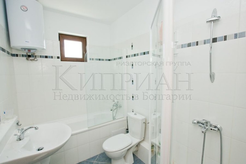 Продава КЪЩА, с. Кранево, област Добрич, снимка 8 - Къщи - 46436120