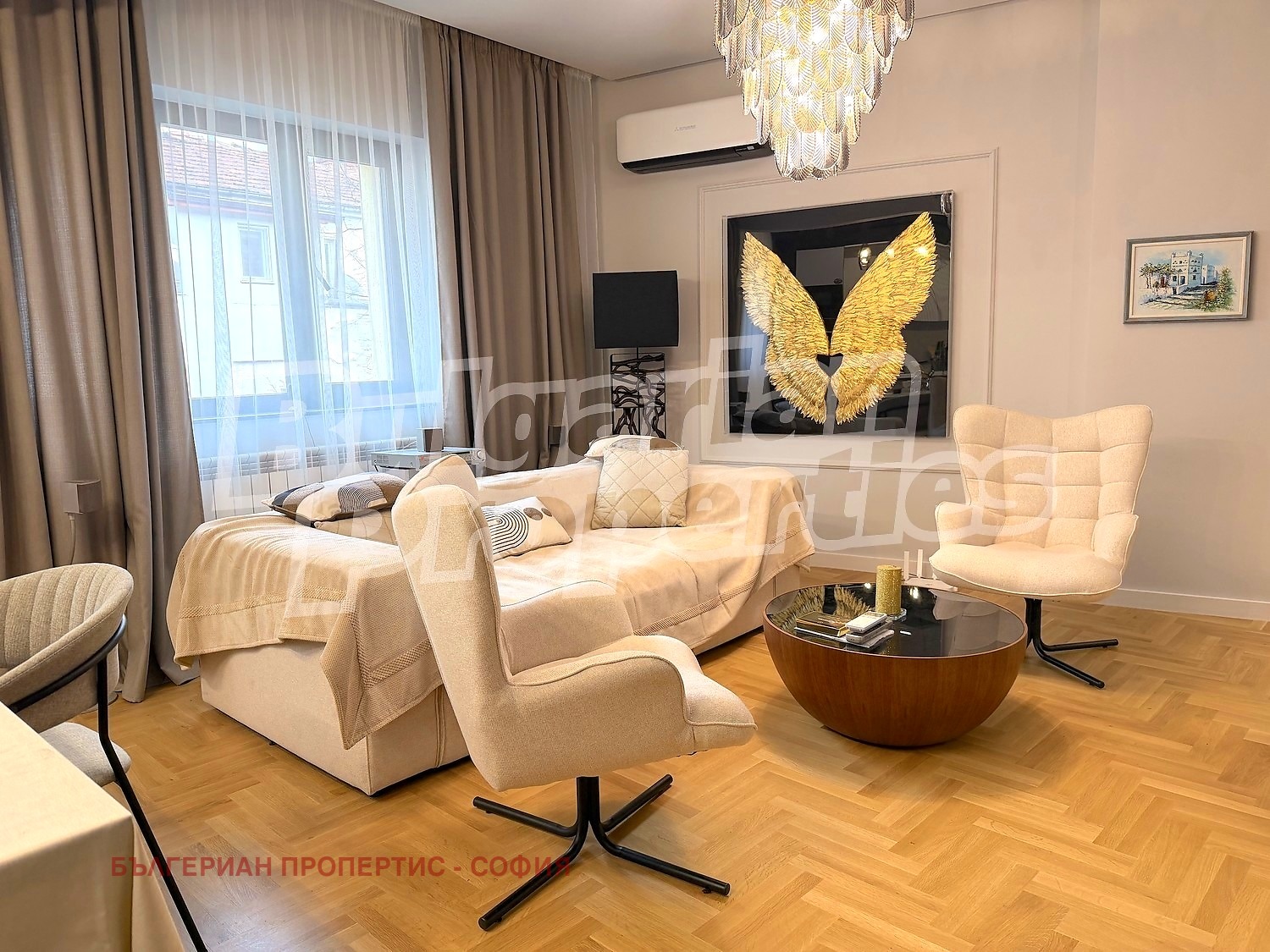 Продава 4-СТАЕН, гр. София, Център, снимка 2 - Апартаменти - 53428768