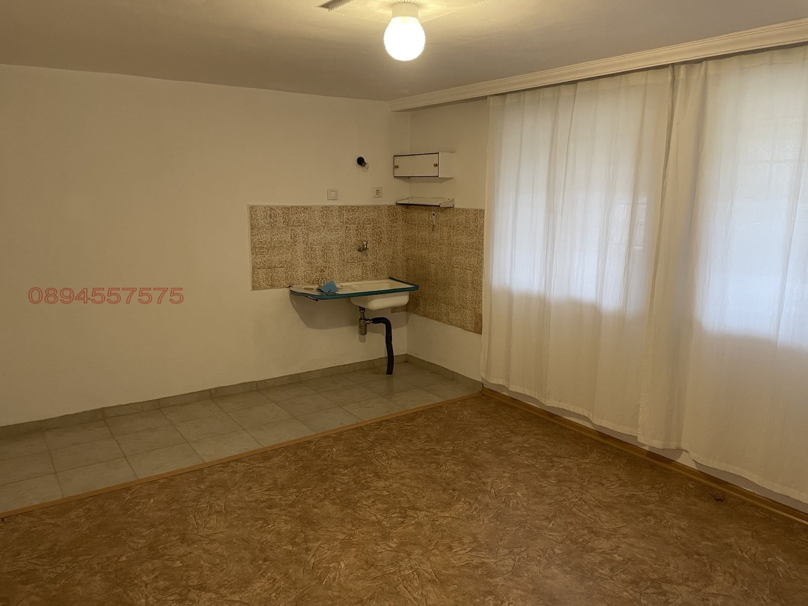 Продава ЕТАЖ ОТ КЪЩА, гр. Пловдив, Център, снимка 6 - Етаж от къща - 56255870