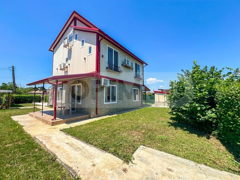 Продава КЪЩА в област Добрич, с. Българево - 168 кв.м / 118 200 € » 231 179.11 лв., ТОПИММО