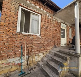 КЪЩА, 80 m2