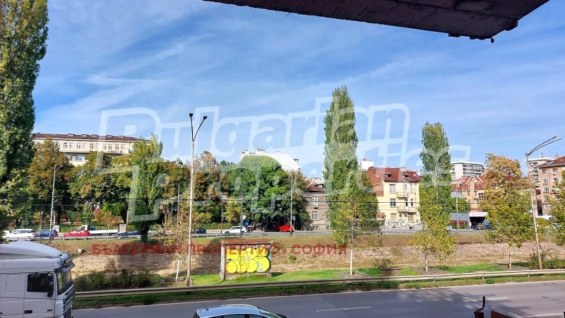 Продава 3-СТАЕН, гр. София, Център, снимка 12 - Апартаменти - 53018144