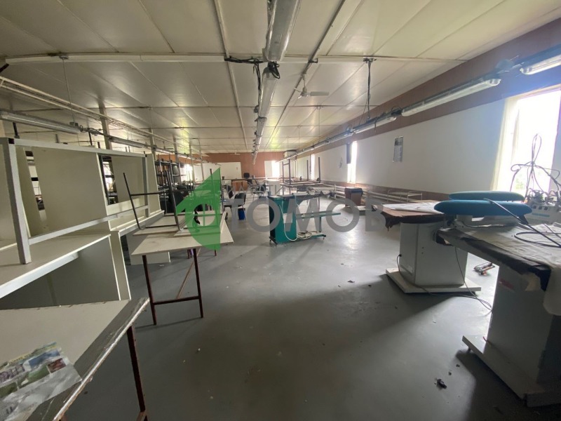 Te koop  Industrie gebouw regio Targovishte , Velitsjka , 1048 m² | 12389446 - afbeelding [8]