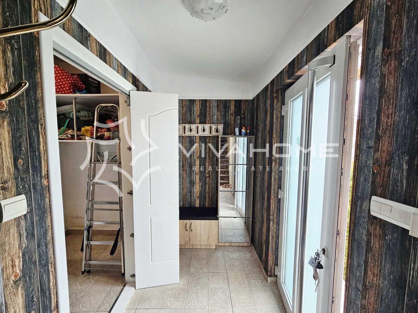 Продава КЪЩА, гр. Варна, м-т Акчелар, снимка 15 - Къщи - 53767687