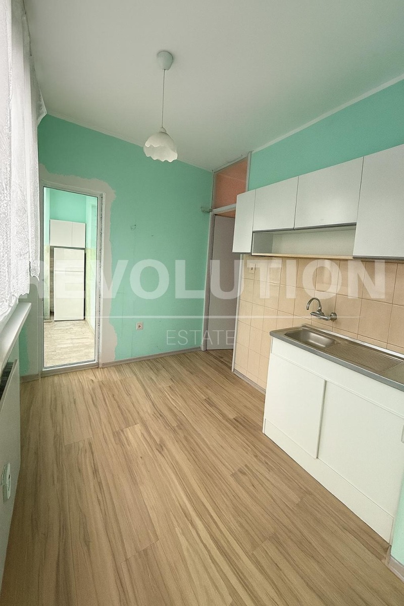 Продава 2-СТАЕН в град София, Банишора - 68 кв.м / 148 500 € » 290 440.76 лв., РЕВОЛЮШЪН ЕСТЕЙТ