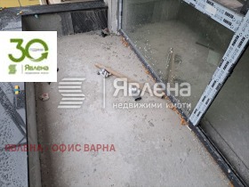 4-стаен град Варна, Бриз 8