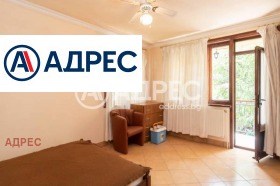 σπίτι Σταρο Οριαχοβο, περιοχή Βάρνα 13