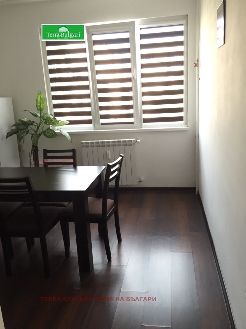 Продава  2-стаен град Перник , Център , 67 кв.м | 28793594 - изображение [4]