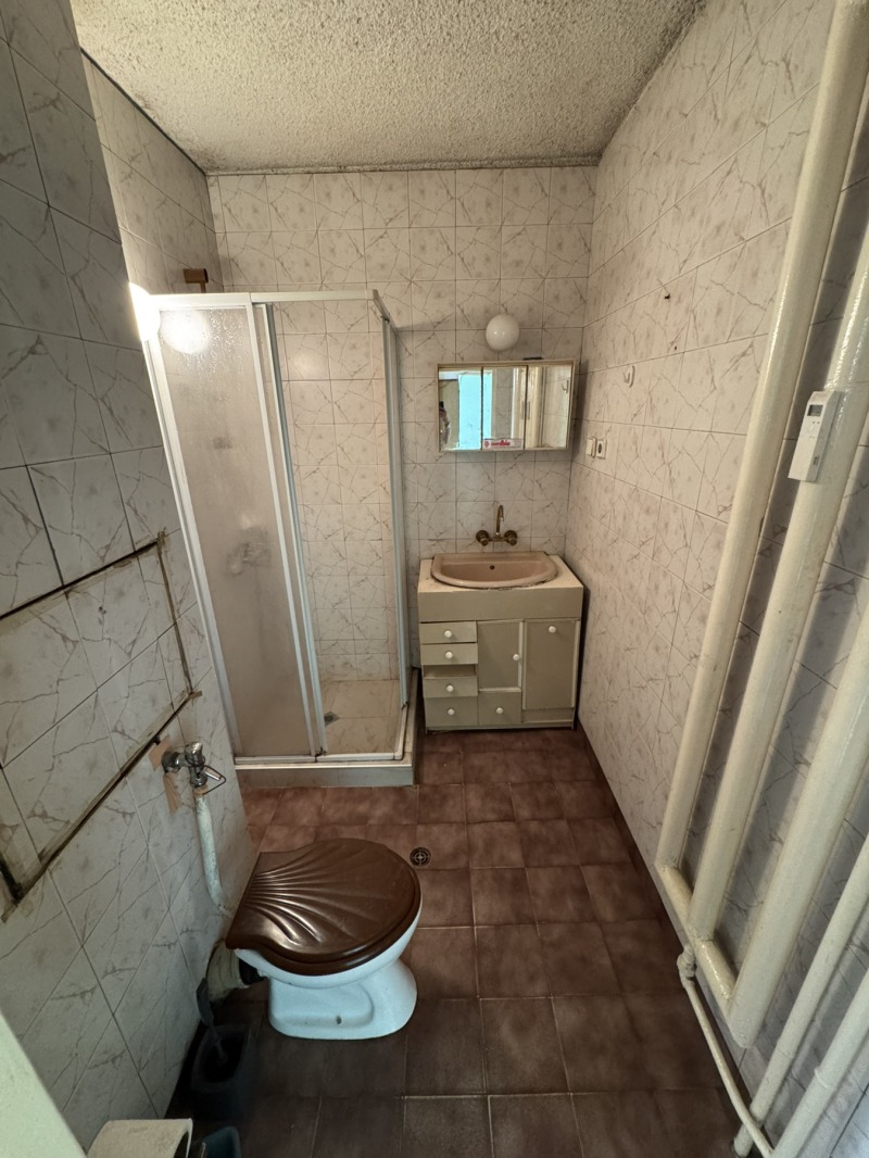 Продава  3-стаен град София , Надежда 2 , 89 кв.м | 82890002 - изображение [13]