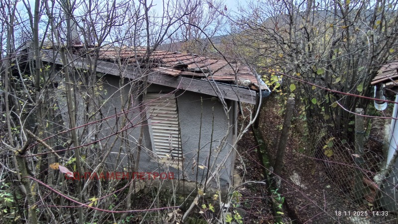 Продава КЪЩА, с. Желъд, област Шумен, снимка 9 - Къщи - 52004393