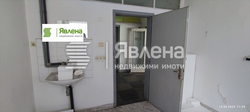 Продава ПРОМ. ПОМЕЩЕНИЕ, гр. Ботевград, област София област, снимка 10 - Производствени сгради - 54842015