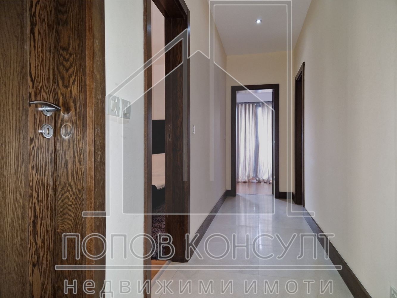 Продава МНОГОСТАЕН, гр. Пловдив, Център, снимка 2 - Апартаменти - 53372167