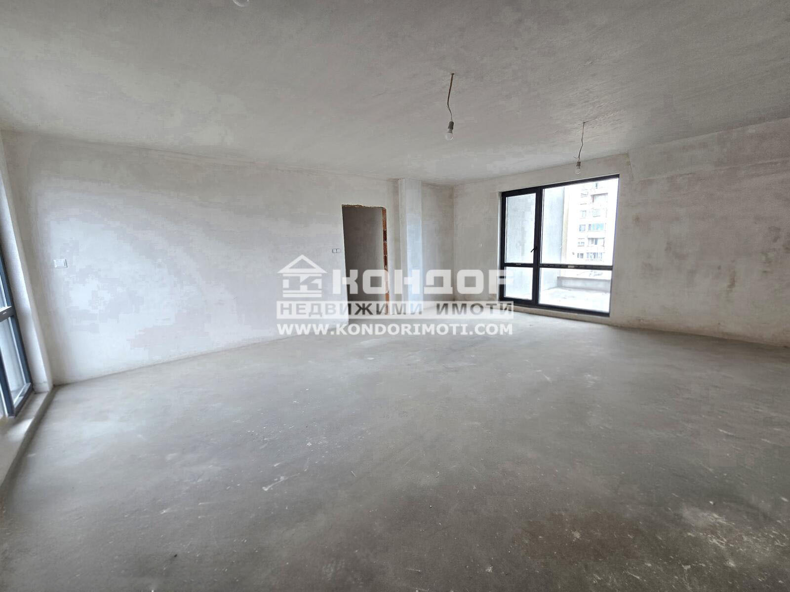 Продава МНОГОСТАЕН, гр. Пловдив, Център, снимка 2 - Апартаменти - 46456933