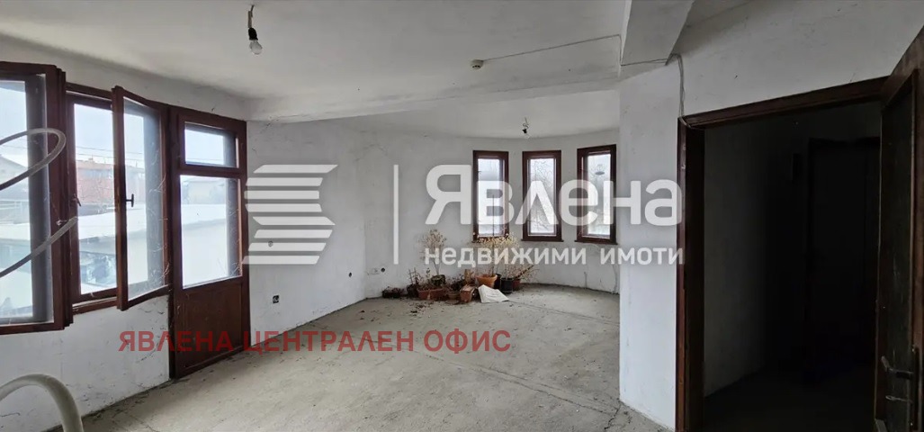 Продава КЪЩА, гр. София, Враждебна, снимка 13 - Къщи - 53855282