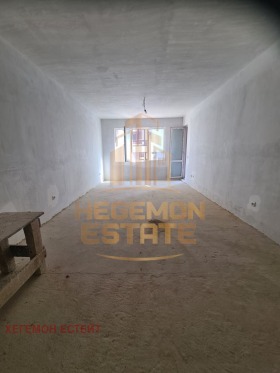 2-стаен град Варна, Левски 1
