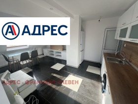 3-стаен град Плевен, Широк център 3