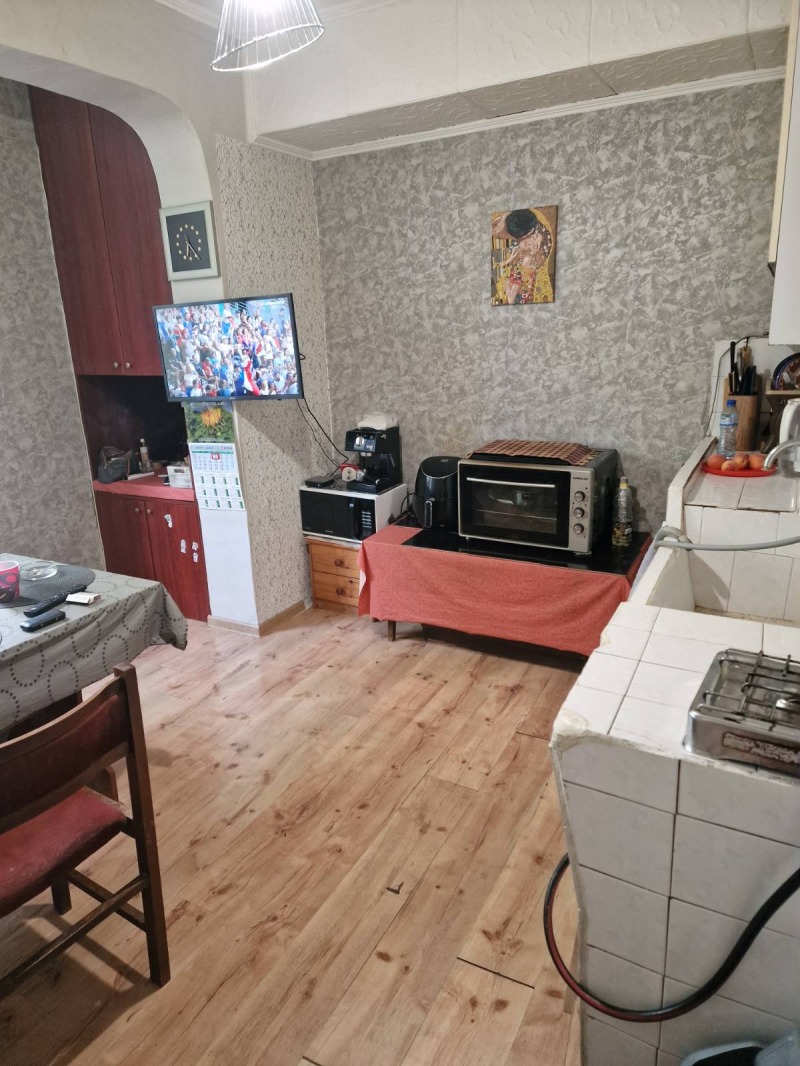 Te koop  1 slaapkamer Razgrad , Tsentar , 73 m² | 50606515 - afbeelding [2]