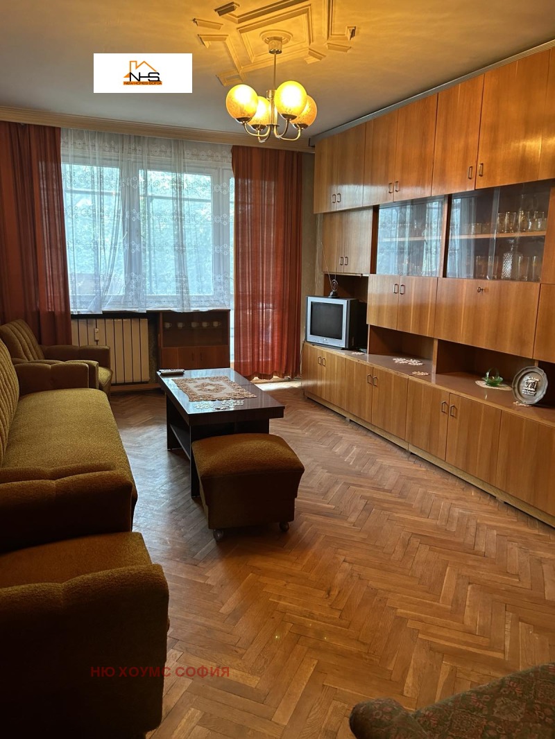 In vendita  1 camera da letto Sofia , Liulin 6 , 65 mq | 78975850