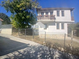 Hus m-t Manastirski rid, Varna