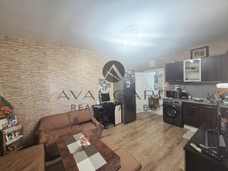 Na sprzedaż  1 sypialnia Plowdiw , Trakija , 48 mkw | 23921311 - obraz [2]