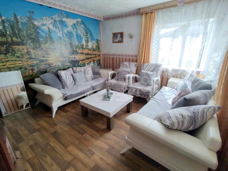 Продава  Къща област Добрич , с. Божурово , 80 кв.м | 63833340