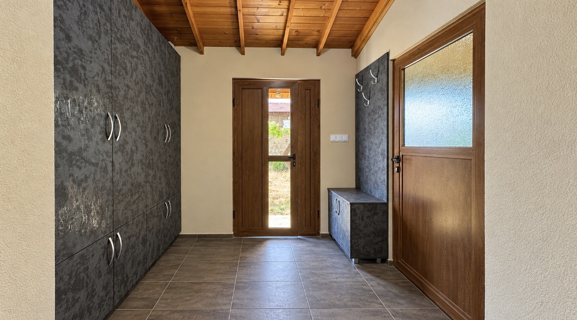 Продава КЪЩА, с. Ръжена, област Стара Загора, снимка 11 - Къщи - 55987693