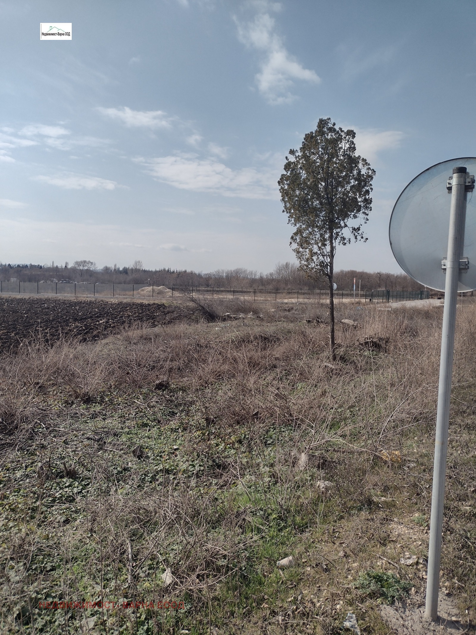 Продава ПАРЦЕЛ, гр. Игнатиево, област Варна, снимка 2 - Парцели - 54289229