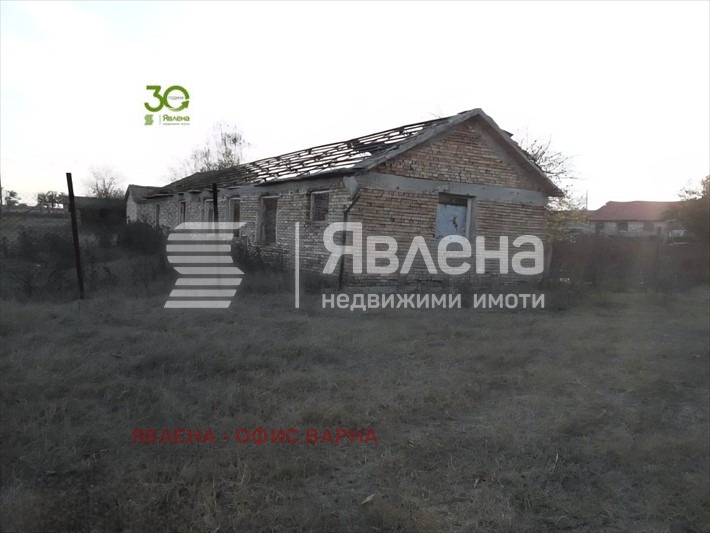 Продава  Пром. помещение област Варна , с. Падина , 10919 кв.м | 24502597 - изображение [3]