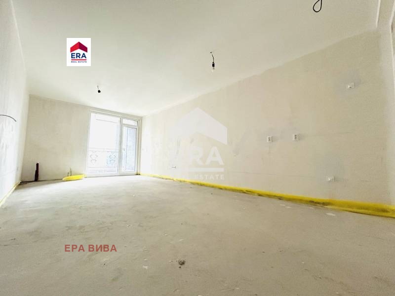 À venda  1 quarto Sofia , Hladilnika , 75 m² | 84734420